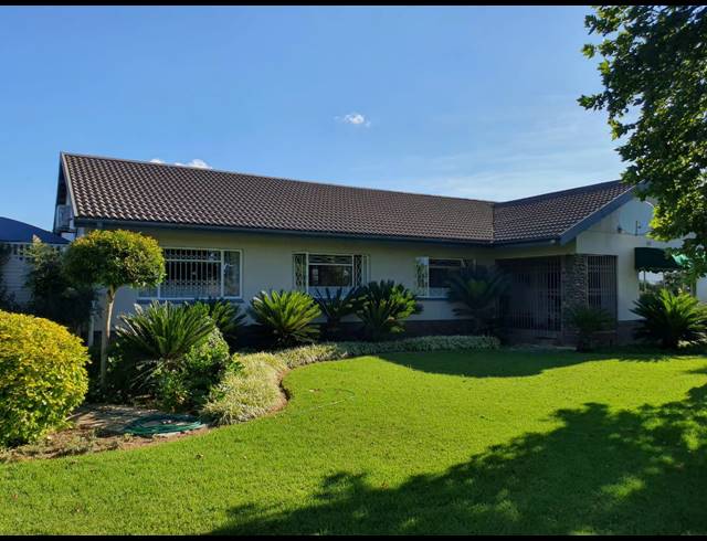 4 BEDROOM FREESTANDING FOR SALE IN DUNDEE